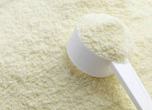 Importações acentuam cenário de crise para produtores de leite, alerta CNA