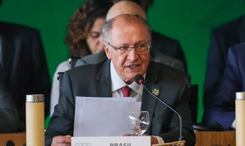 Alckmin afirma que Brasil retomará habilitação de exportações de proteínas à UE até setembro